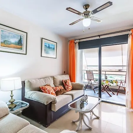 Familiar, A 5 Min De La Playa, Piscina, Terraza, Wifi Alta Velocidad, Mascotas Bienvenidas Y Parking *